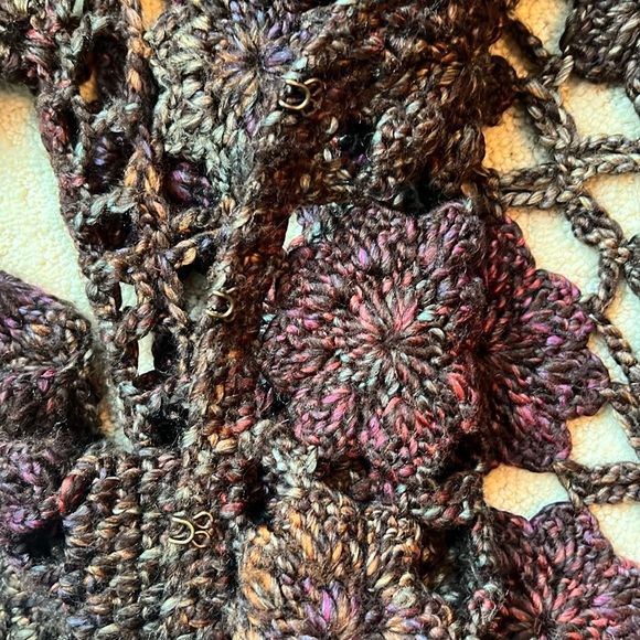 BOUTIQUE FIONA WOOF JEWEL TONE CROCHET SWEATER SIZE L - Picture 6 of 9